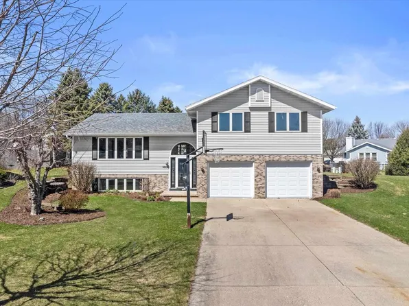 1628 Fireside Court, Sun Prairie, WI 53590