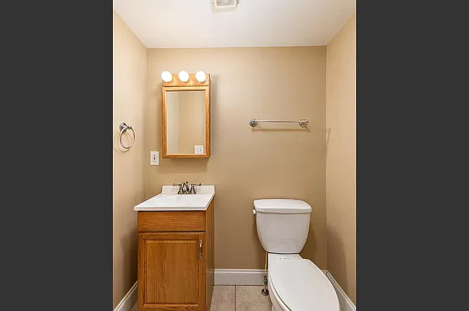 1262 Glyndon Ave — Photo 5