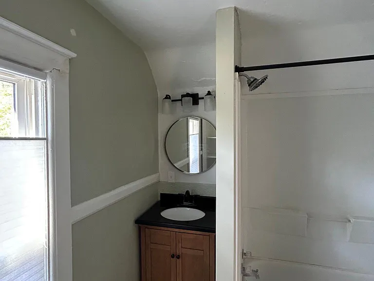 1004 Woodward Ave — Photo 21