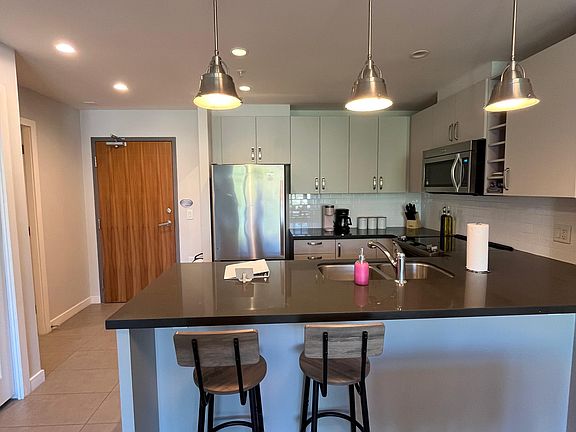 3rd image of 215 W 1st St #411