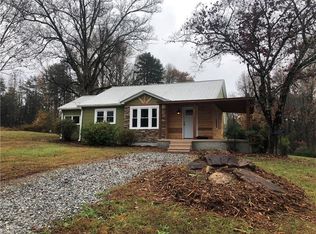 220 S Circle Dr, Salem, SC 29676