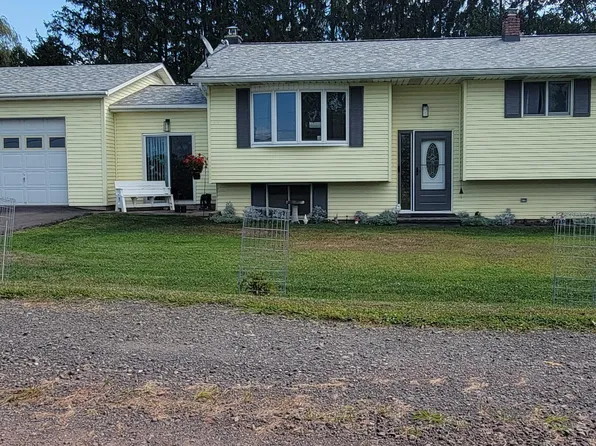 41 Shale Rd, Beach Lake, PA 18405