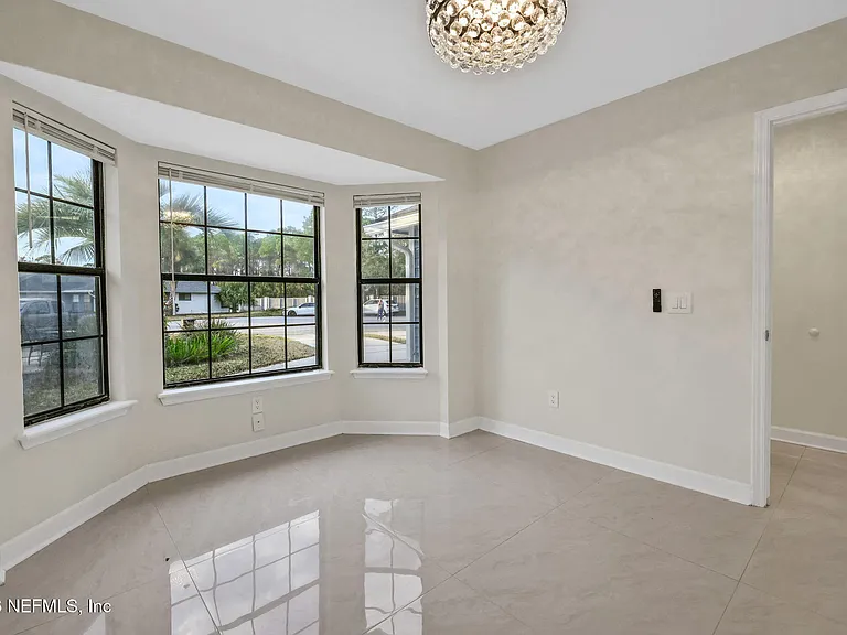 181 Aruba Ln — Photo 61