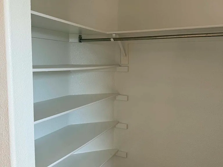 7989 Blue Brook Dr — Photo 15