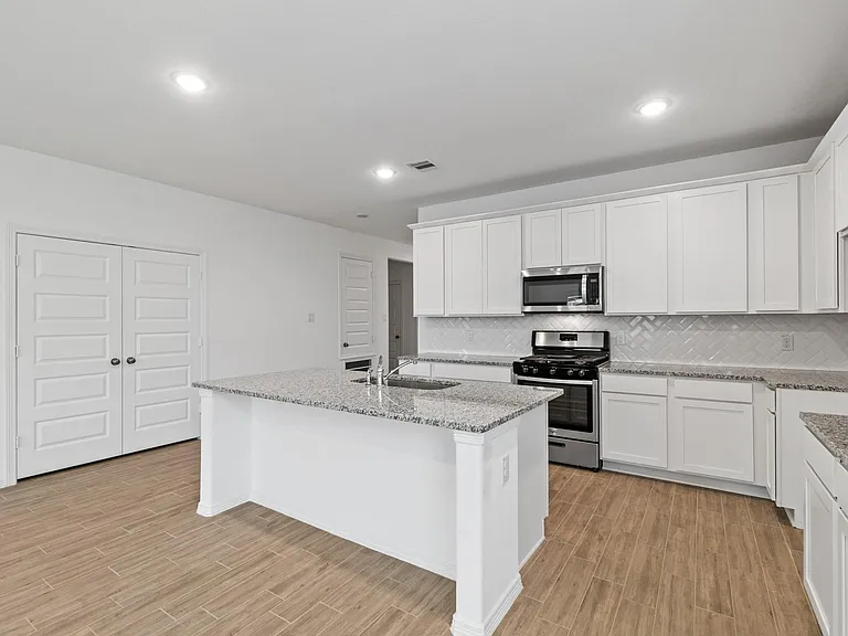23018 Forebear Dr — Photo 7