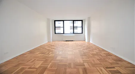 Rented by Manhattan Realty Group