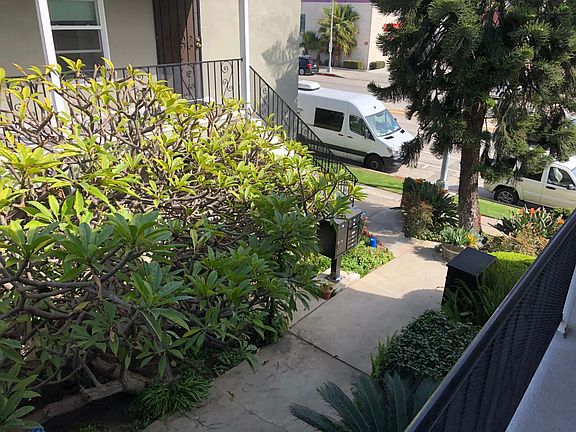Shared courtyard with security mailbox