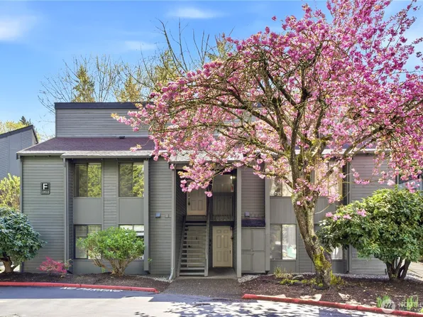 10013 NE 123rd Street #C, Kirkland, WA 98034