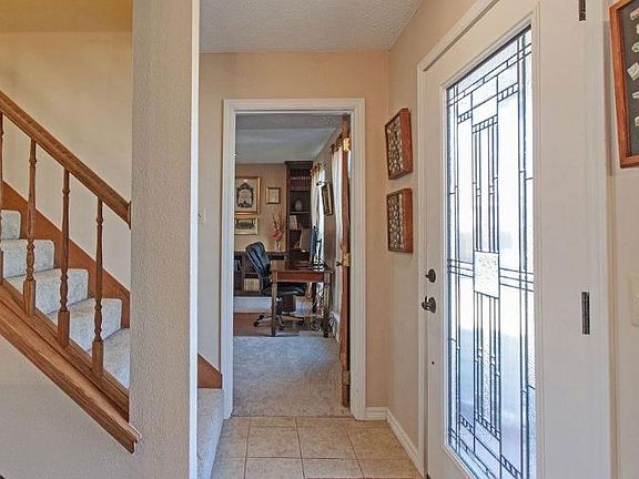 2nd image of 2704 W Sayre Ln