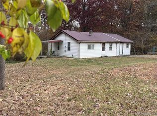 2655 E Harrod Rd, Austin, IN 47102