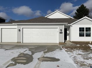 359 Trinity Way W, Newark, OH 43055