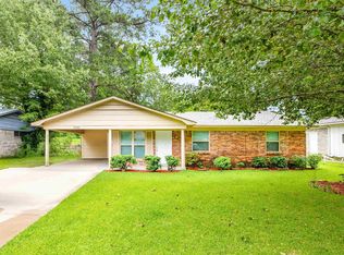 10301 Milkyway Dr, Little Rock, AR 72209