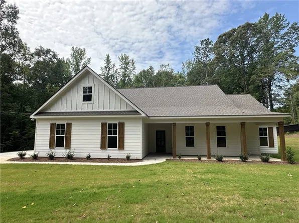 1110 Lee Road 462, Valley, AL 36854