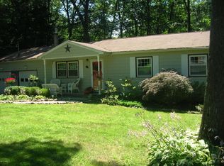 106 William Penn Dr, Milford, PA 18337