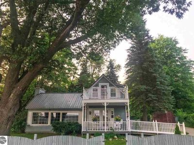 321 Bates St, Fife Lake, MI, 49633