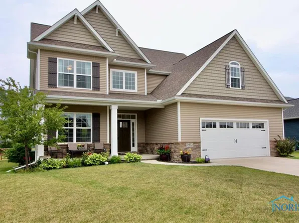 3932 Ten Mile Creek Dr, Sylvania, OH 43560