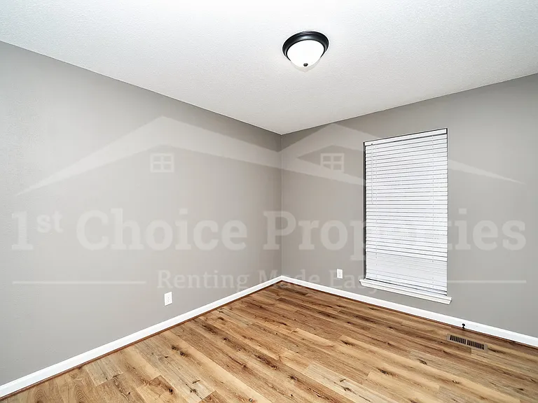 18 Polaris Cir — Photo 15