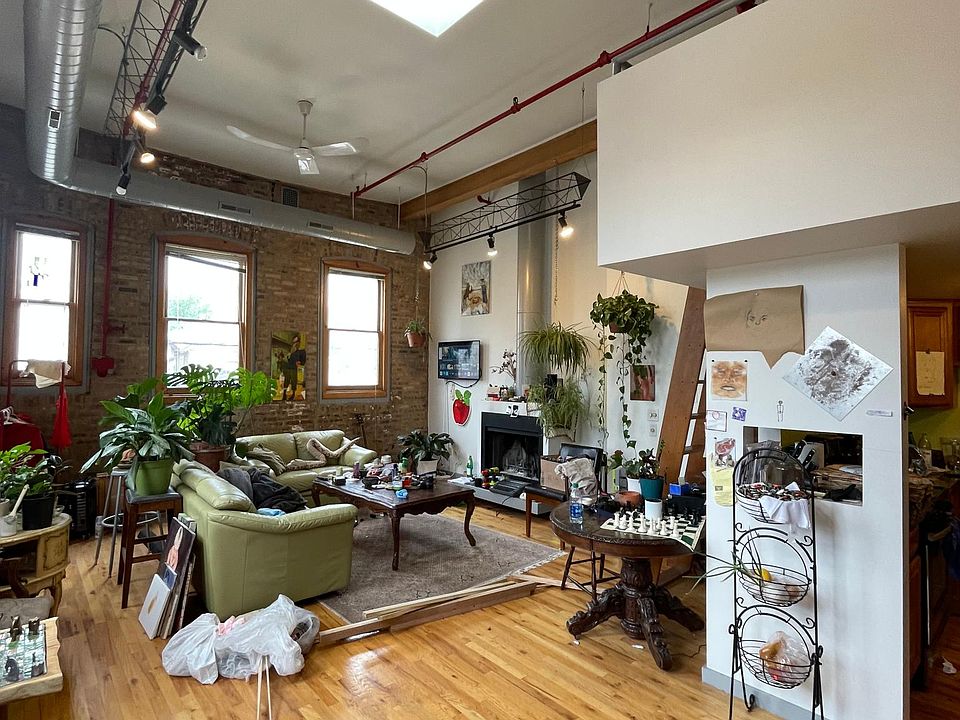 1st image of 6-1114 W Belmont Ave #6