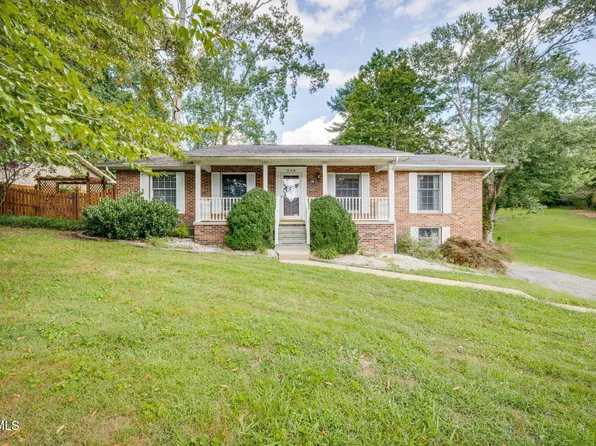 358 Carr Dr, Blountville, TN 37617