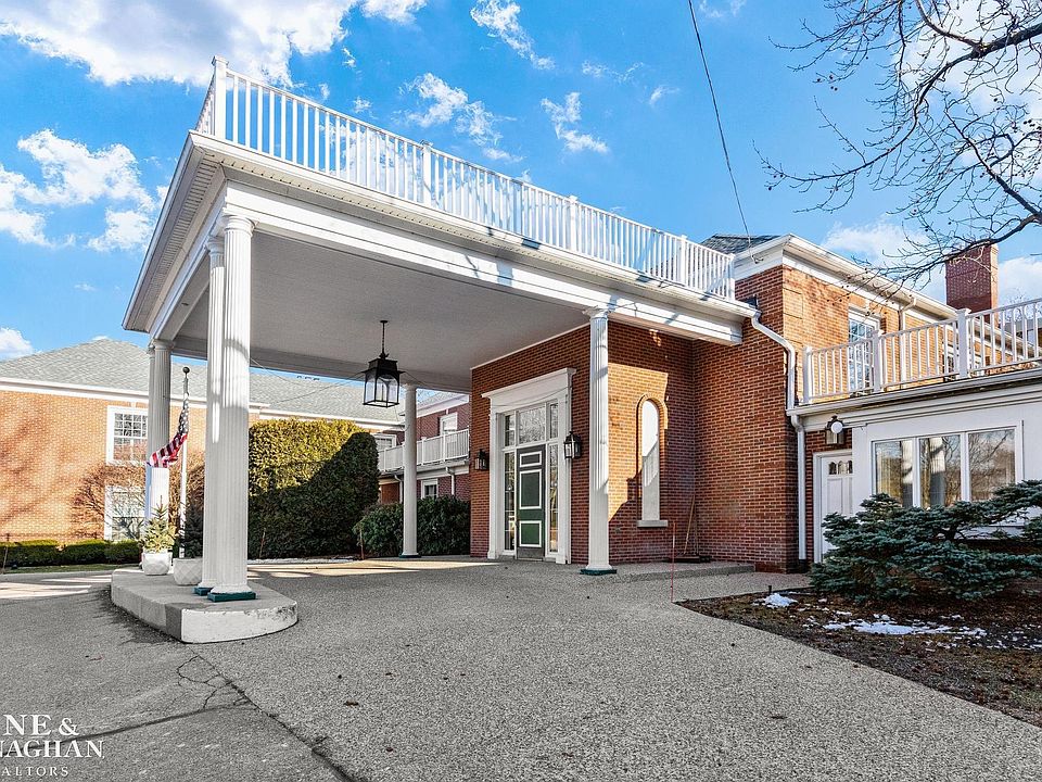 17111 E Jefferson Ave APT 19, Grosse Pointe, MI 48230 MLS 50115740