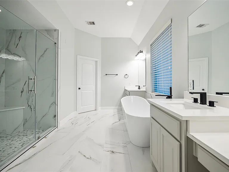 226 Jade Point — Photo 19