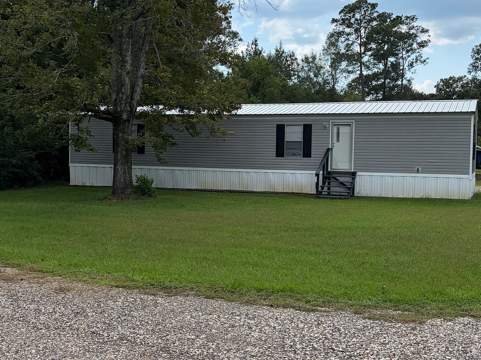 2 bed, 900 sqft, $1,150 — Photo 1