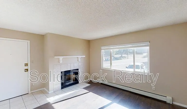 2817 King St #D — Photo 5
