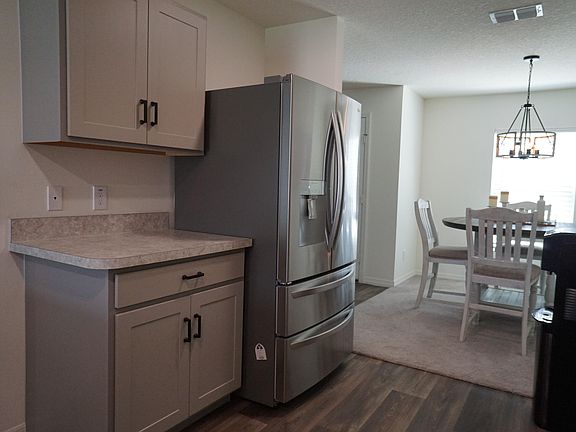 3rd image of 1014 Hammacher Avenue SW