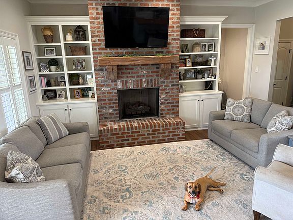 4th image of 288 Northlake Dr