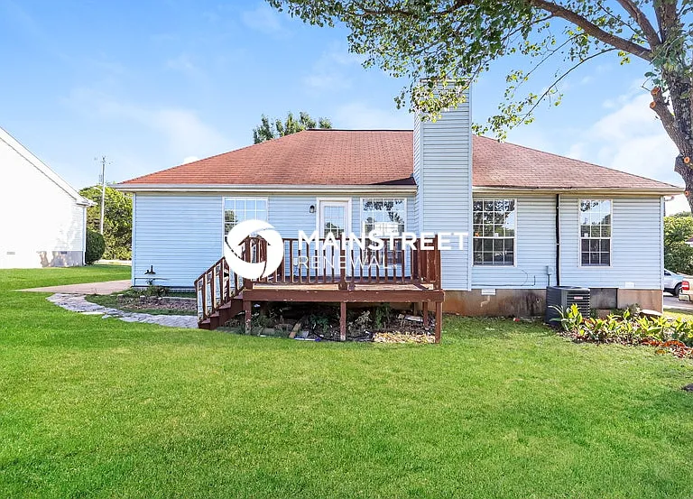 591 Hollandale Rd — Photo 16