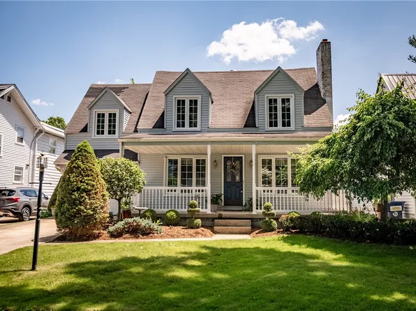 224 Dougherty Ave, Sharon, PA 16146