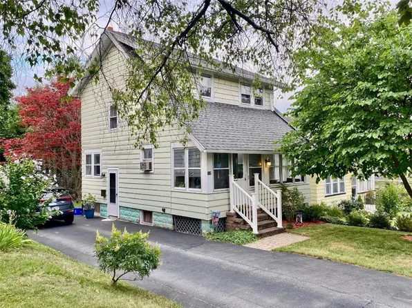 112 Wyndham Rd, Rochester, NY 14612