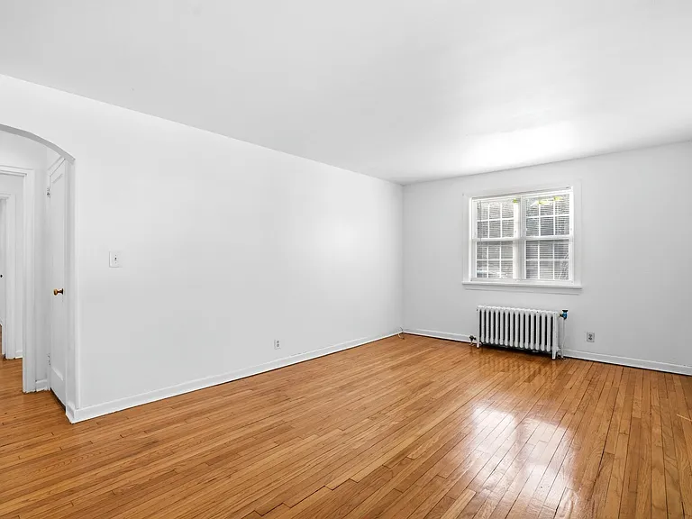 63 W Hudson Ave — Photo 5