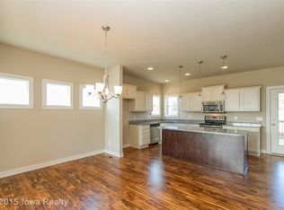 14319 Aurora Ave, Urbandale, IA 50323