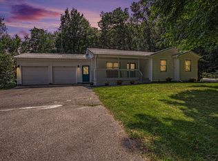 9690 S Amsden Rd, Fenwick, MI 48834