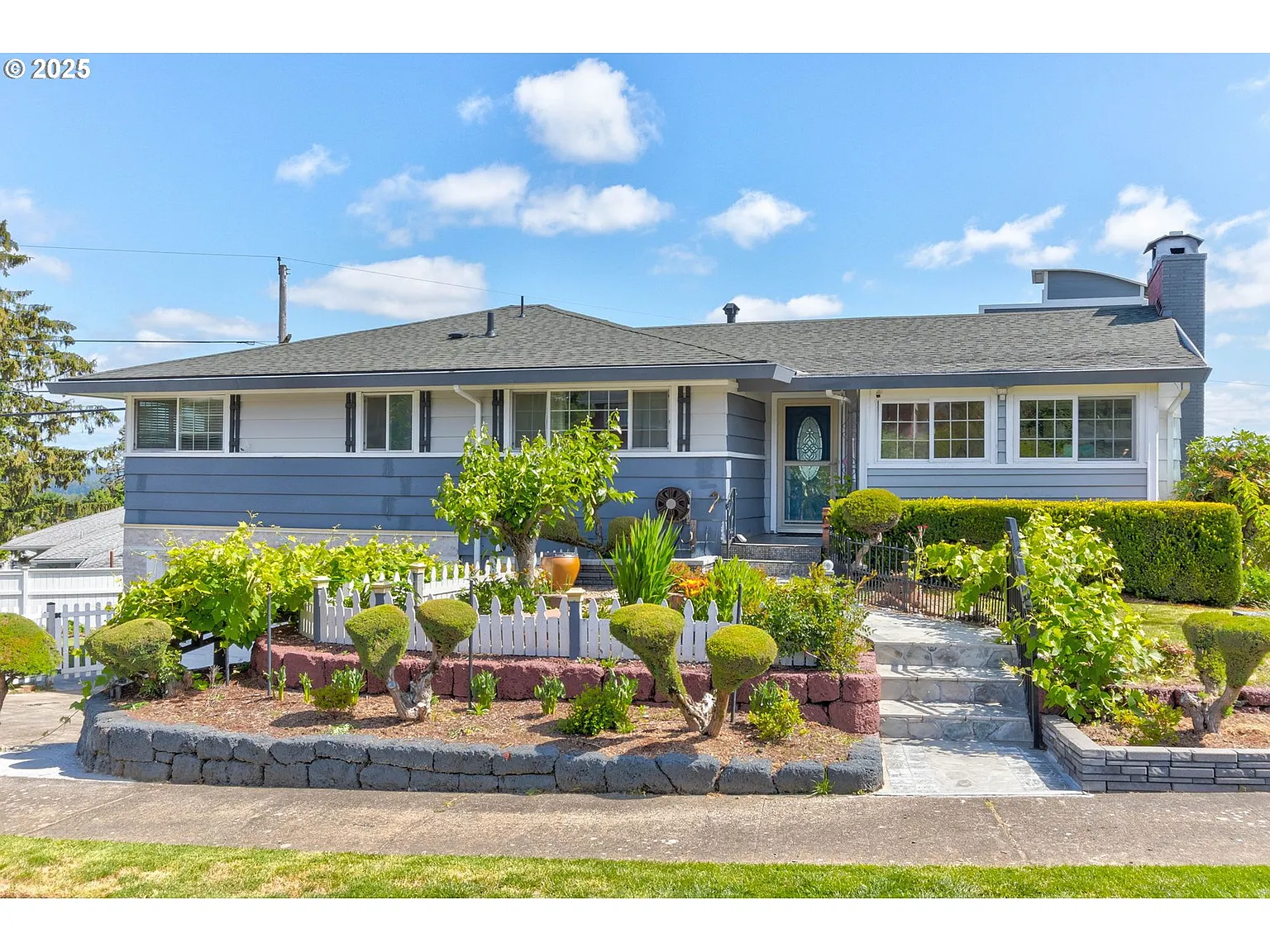 3416 NE 126th Ave photo 1