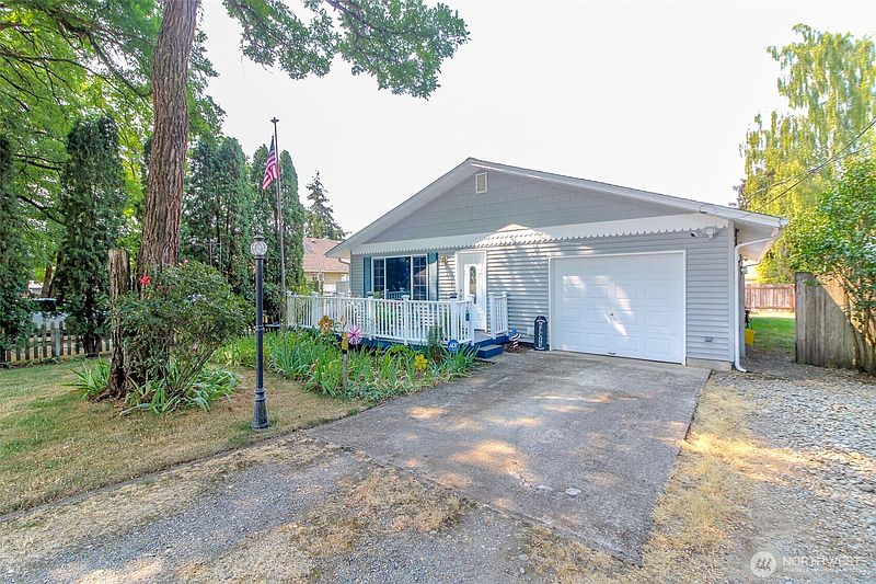 3rd image of 10035 Grove Road SE