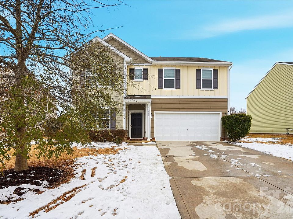 1st image of 1013 Blue Stream Ln