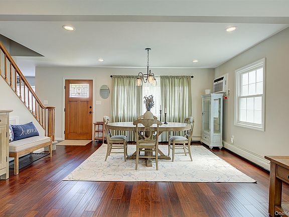 3rd image of 12 Crescent Lane