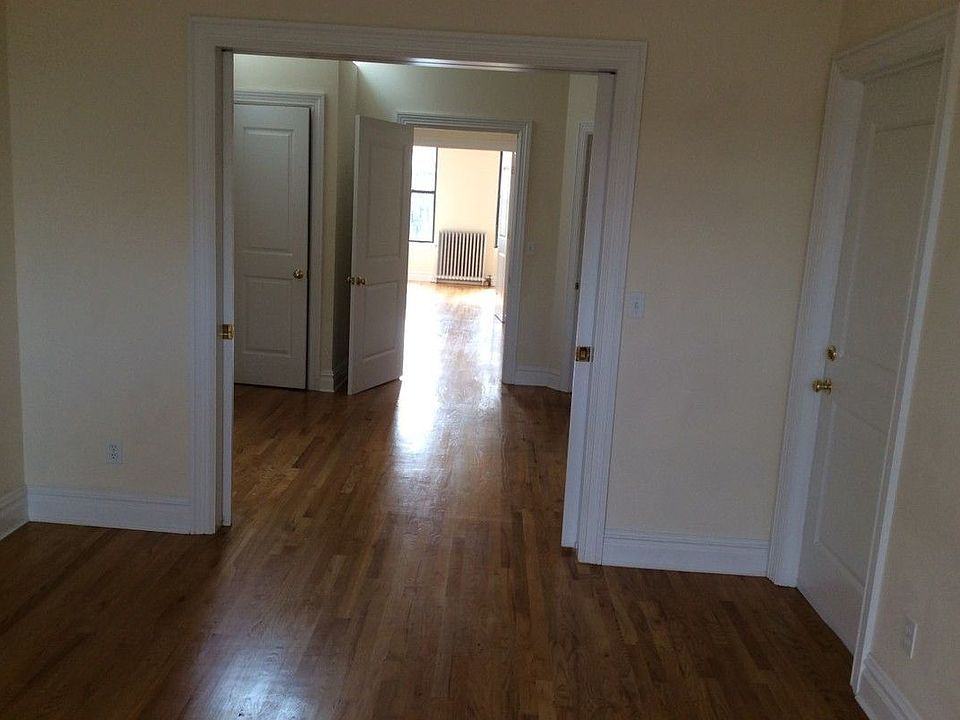 1st image of 293 7th Ave #4