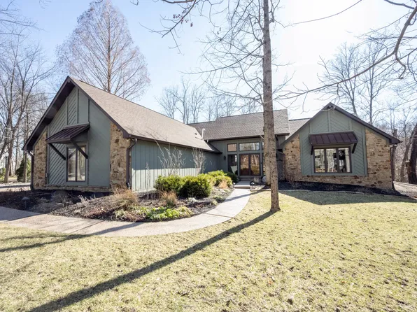 8306 Reef Ct, Indianapolis, IN 46236