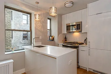 Rented by (Legacy) Elegran