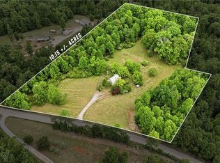 2558 Stonepile Rd #111, Clarkesville, GA 30523