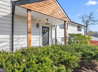 549 Austin Dr, Fairless Hills, PA 19030