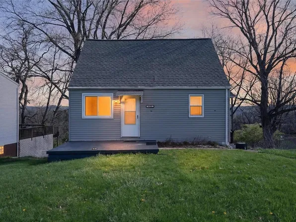 622 Ascension Dr, West Mifflin, PA 15122