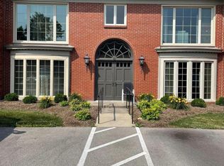 10 Dupont Way APT 8, Saint Matthews, KY 40207