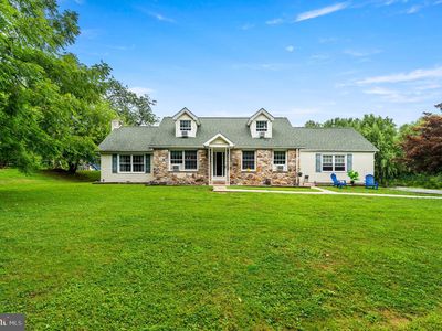 1868 Little Conestoga Rd, Elverson, PA, 19520