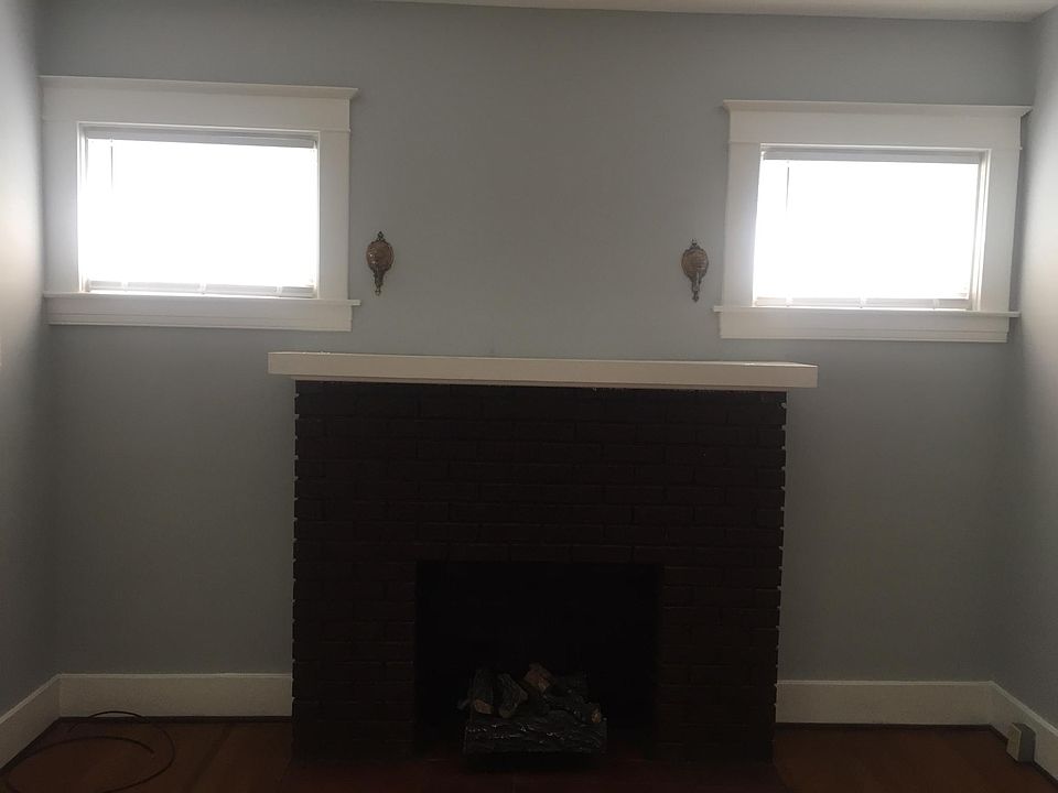 1st image of 2368 Hawthorne Ave