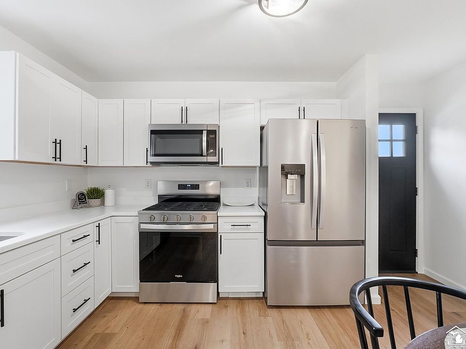 33106 W Jefferson Ave, photo 16