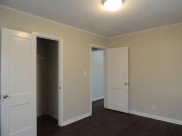 5312 W 11th Pl — Photo 15